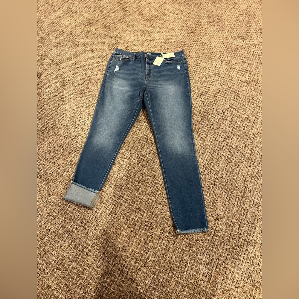 a.n.a Dark Blue Ankle Jeans